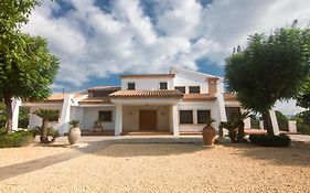 Villa Perles - Grupo Antonio Perles